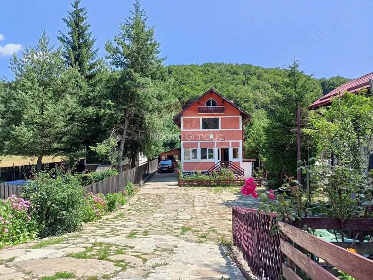 COMISION 0%! Pensiune de vanzare in Cheia, judet Prahova