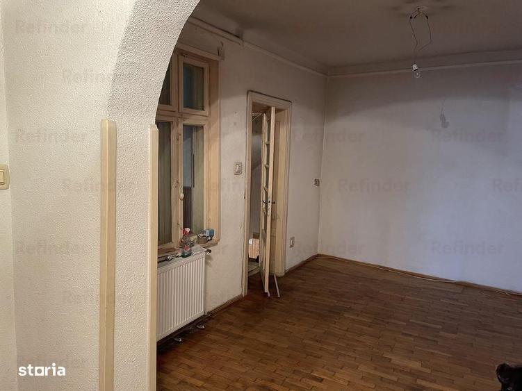 Casa de vanzare 6 camere in zona Popa Nan - Matei Basarab - 13
