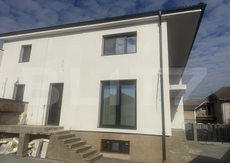 Casa 9 camere, 330 mp, 400 mp teren, zona Semicentrala - 14