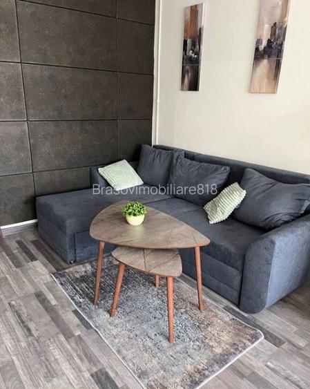 Se vinde garsoniera in zona Tractorul