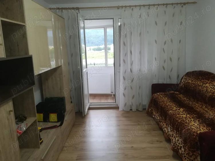 Ofer spre inchiriere apartament 2 camere, structura mare - 1
