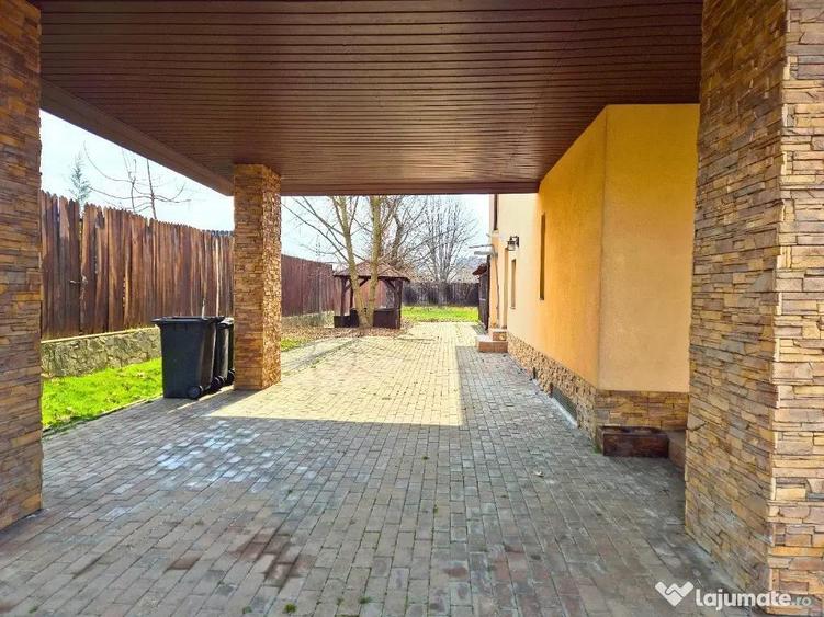CASA SPATIOASA IN GORANU - 237 MP UTILI, TEREN 1520 MP, LA 3 KM DE CEN - 9