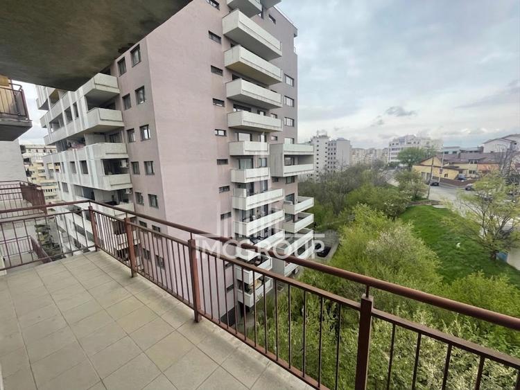 Apartament 2 camere spațios, balcon mare, lângă parc, bloc 2008 - 1