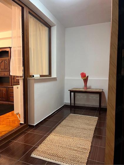 Inchiriez apartament 2 camere - 3