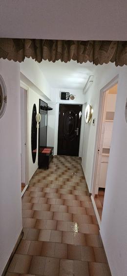 Apartament 3 camere, decomandat, 67 mp - 1