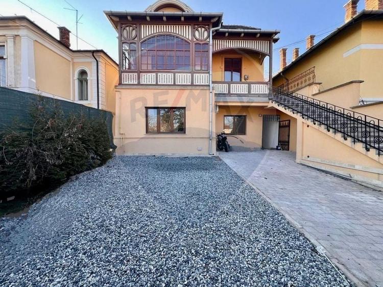 Spatiu de birouri de inchiriat - la casa cu 4 apartamente pe Racovita - 27