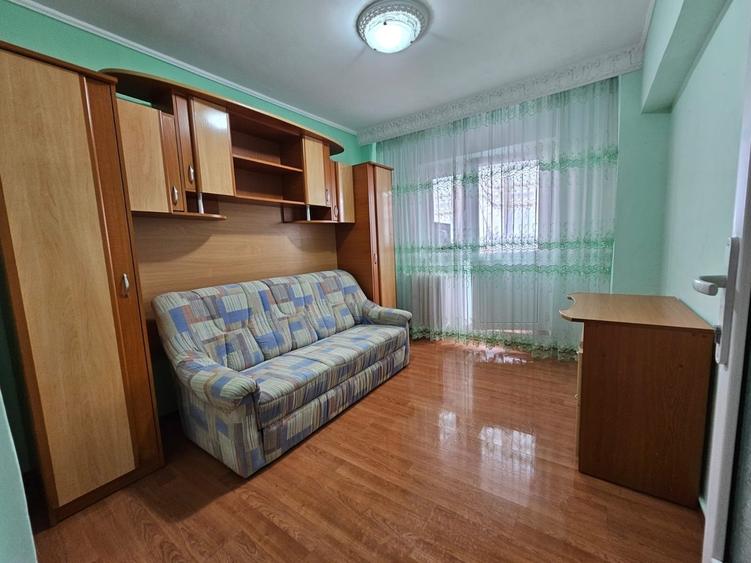 Apartament cu 4 camere de vanzare in Aparatorii Patriei Berceni - 7