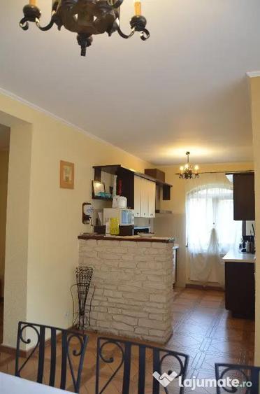 De vanzare pensiune situata in Busteni - 4