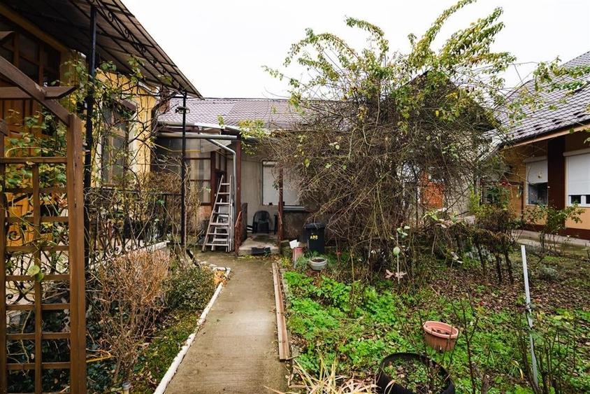 RECO Casa la curte comuna de vanzare - 9