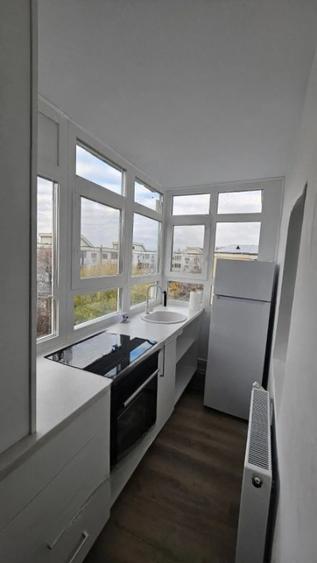 Apartament cu 3 camere, zona Podu Ros - 5