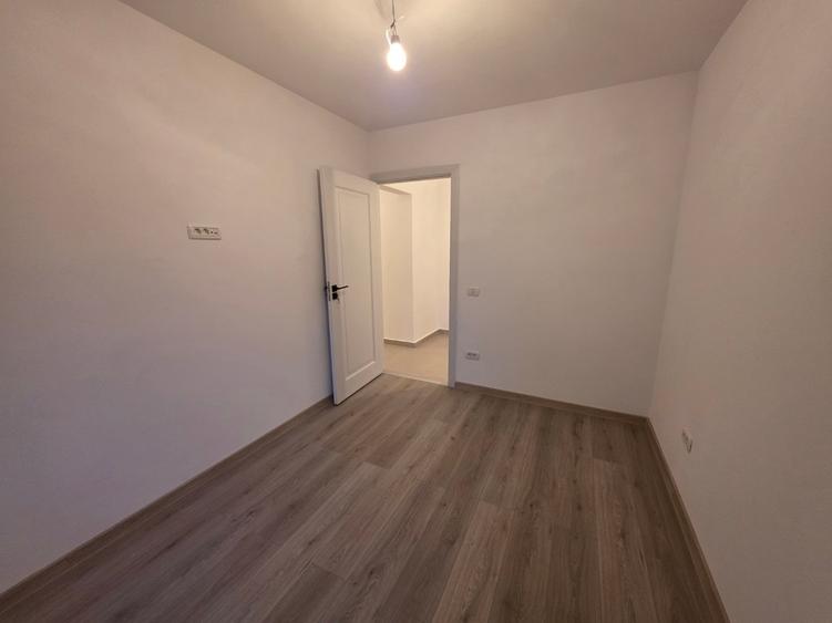 Trapezului, chiar la metrou 1 Decembrie 1918, renovat complet, geam baie - 12