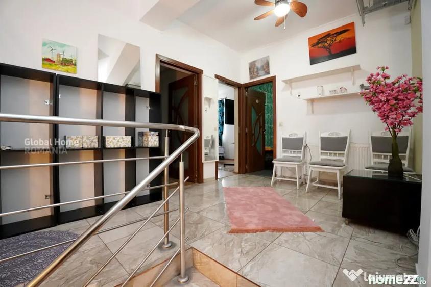 Casă cu 5 camere cu Teren 300 Mp în Tei