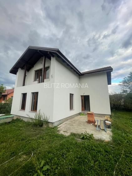 Casa de vanzare -- Bargau