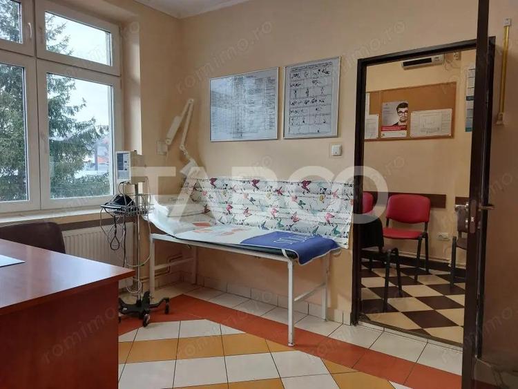 Cabinet medical de vanzare 3 camere 50 mp mobilat central Cisnadie - 8
