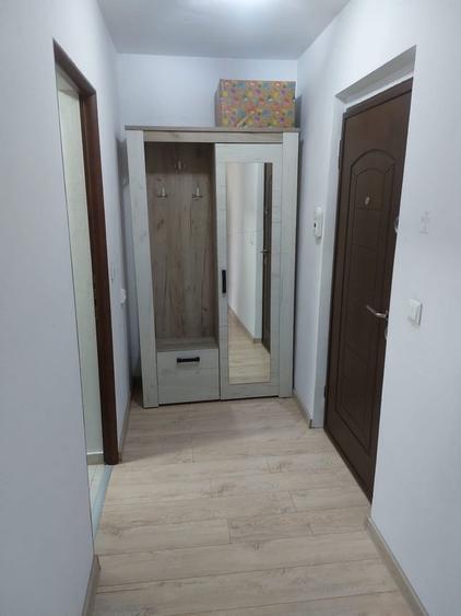 Inchiriez garsoniera - 5