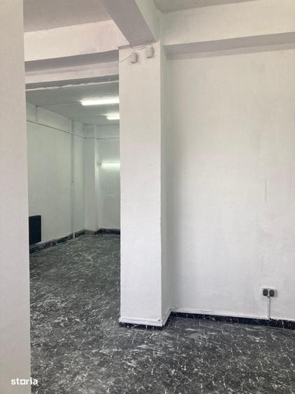 Spațiu comercial, de 51 mp, în Central