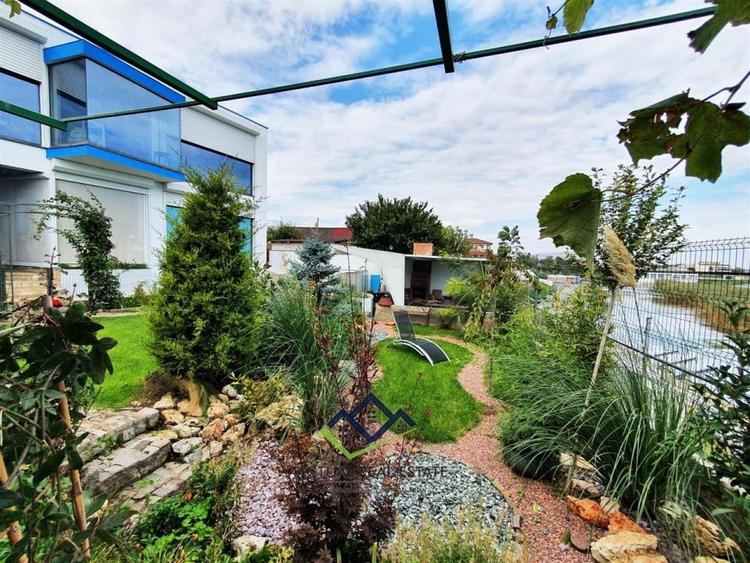 Ovidiu |  VILA P+1 |  PRIMA LINIE LA LAC - 5