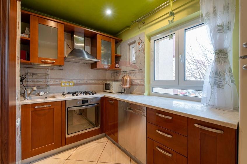 DE INCHIRIAT Apartament cu 4 camere în zona Scriitorilor - 14