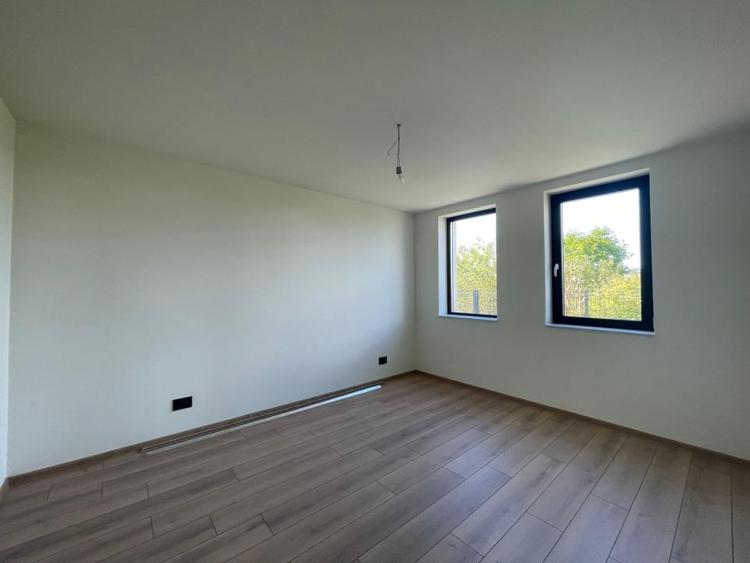 Duplex 6 camere 400mp teren Mosnita Noua - 13