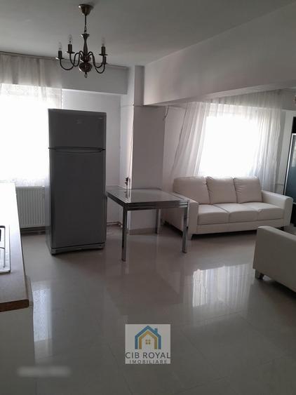 Inchiriez apt. CENTRAL 3 cam. Unirii, Bd. Mircea Voda, 5 min. metrou Timpuri Noi - 5