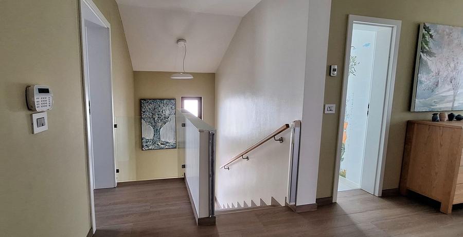 Casa eficienta energetic cu piscina in Giroc - 18