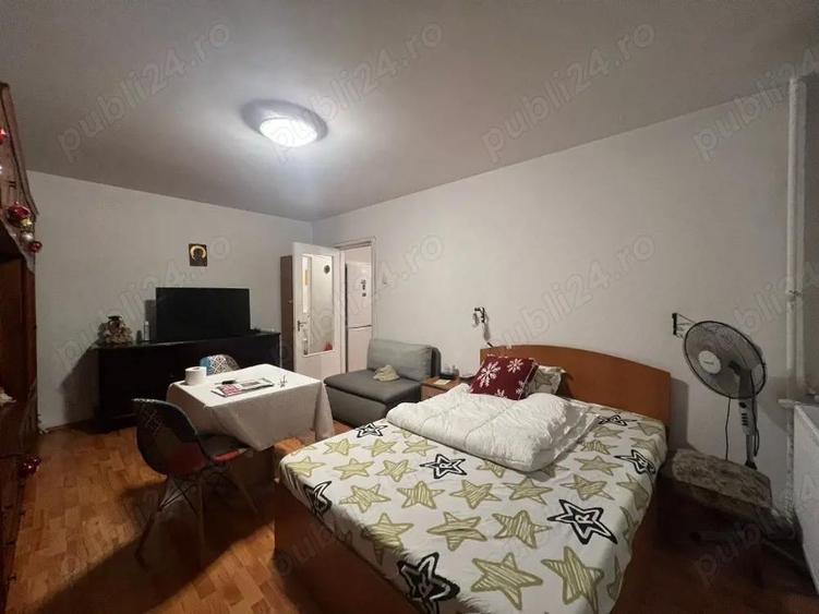 Garsoniera Str Valea Argesului Bloc 4 Etaje Mutare Imediata - 3