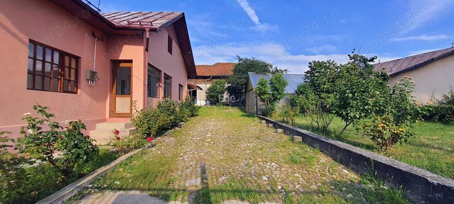 Casa cu teren generos, livada, Casa secundara, poten?ial mare, la 15' de Targovi?te, 1h de munte