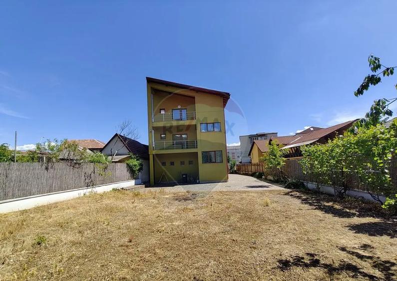 DE INCHIRIAT Spa?iu comercial generos P+2 in zona... - 3