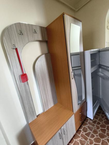 Ofer spre inchiriere garsoniera Mioveni,etaj 3 - 5