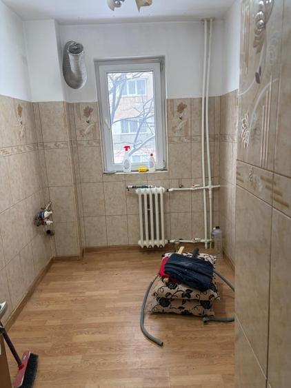 Apartament 2 camere, 43 mp , zona Craiovita Noua - 3