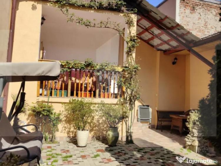 Oportunitate! Casa individuala renovata, curte ?i garaj, - 3