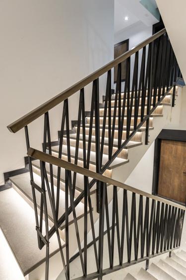 Apartament rar – 4 camere  |  High-End | Nefinisat | Prima Urbana3 - 15