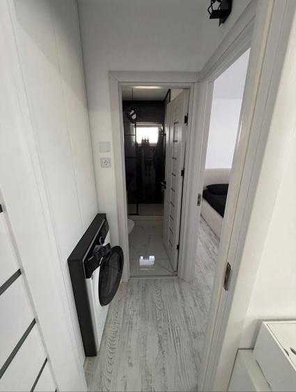 Apartament cu 2 camere în Craiovița Nouă