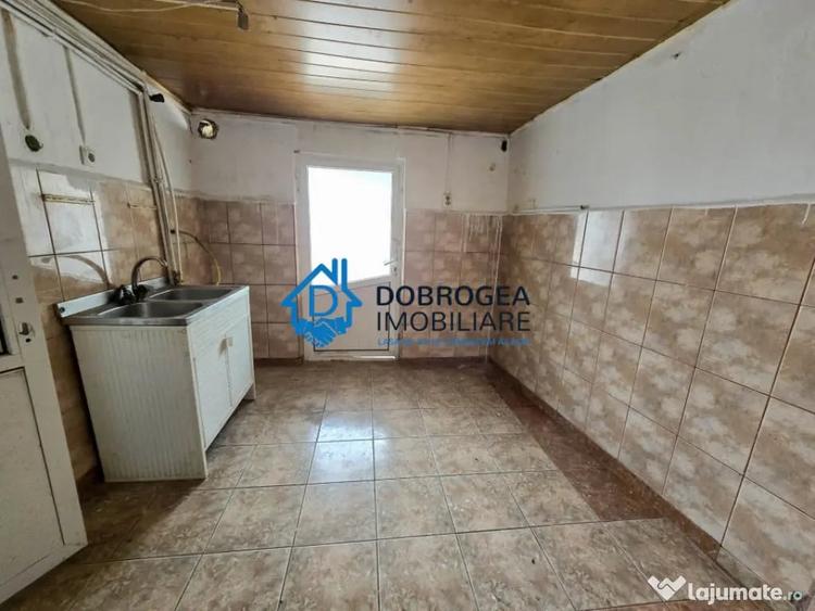 Casă cu 3 camere cu Teren 165 Mp în Central