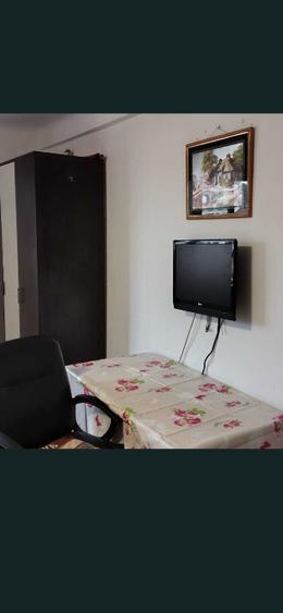 Garsoniera  spatioasa- zona centrala - 7