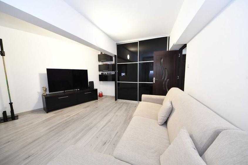 Apartament 1 camera spatios ,44mp, complet renovat si utilat - 2