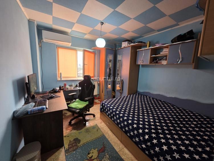 Piata Muncii, 2 minute metrou, stradal pe sos. Mihai Bravu, bloc 1982