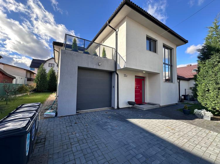 Casă modernă de vânzare în Someseni - 2