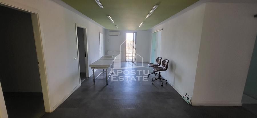 Spatiu comercial de inchiriat, 221 mp, centru Dumbravita - 2