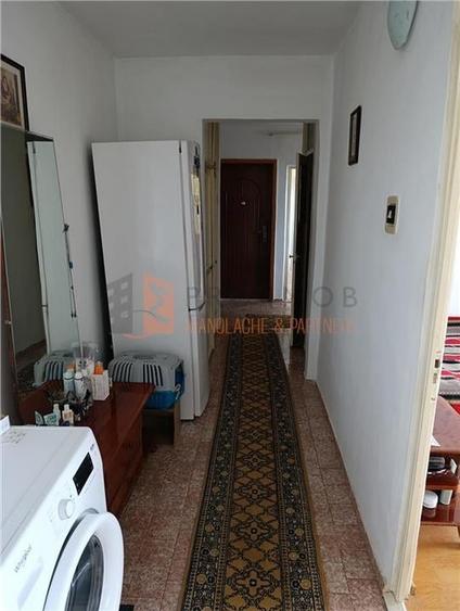 Apartament 3 camere confort 1 decomandat zona Brosteni - 11