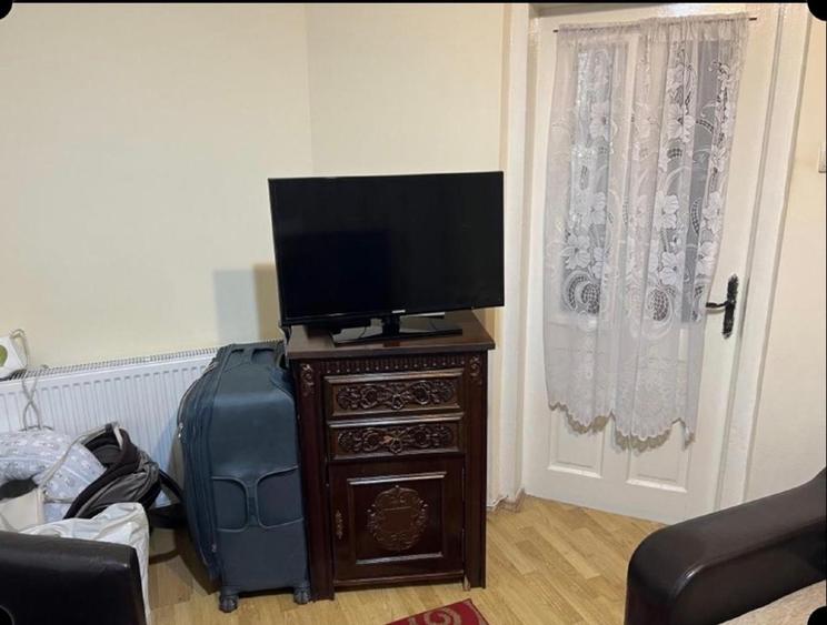 Piata Romana - Magheru - Garsoniera - 2