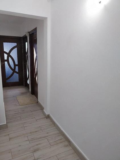 Apartament cu 2 camere decomandat în Micro 19