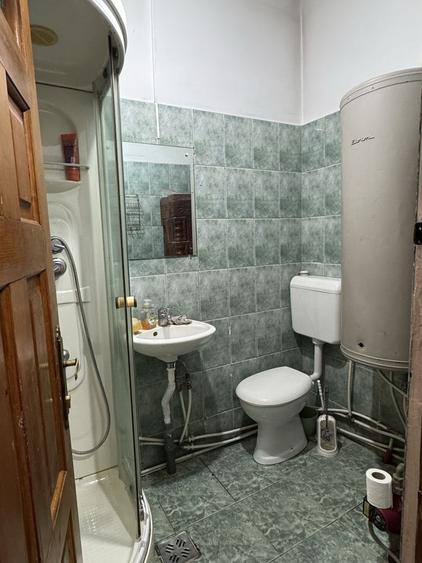 Casă cu 3 camere cu Teren 317 Mp în Central