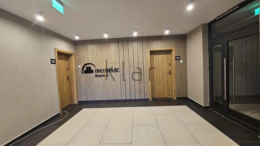 Apartament cu 3 camere semidecomandat, mobilat în Florești