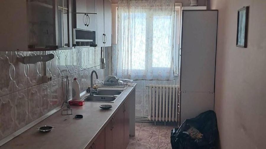 Apartament cu 3 camere decomandat în Feldioara