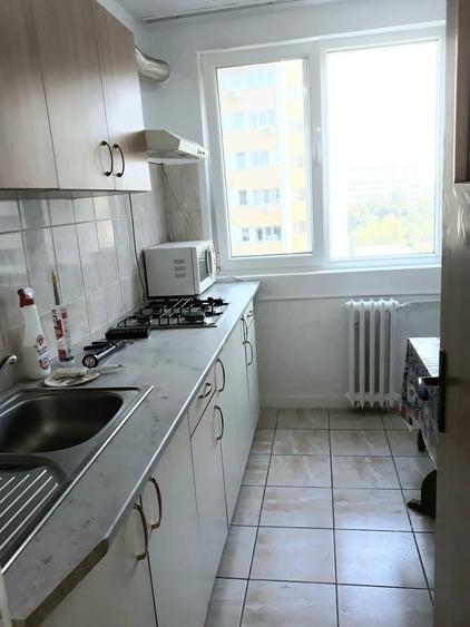 Apartament semidecomandat în Obor