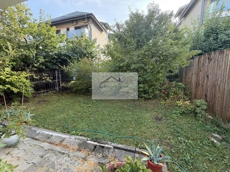 Duplex cu 5 camere cu Canalizare în Bună Ziua