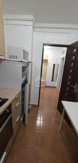 Apartament cu 2 camere decomandat în Gruia
