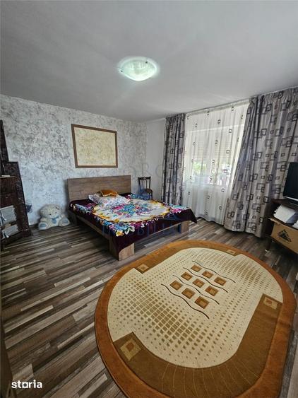 Casă cu 3 camere cu Teren 226 Mp în Brestei