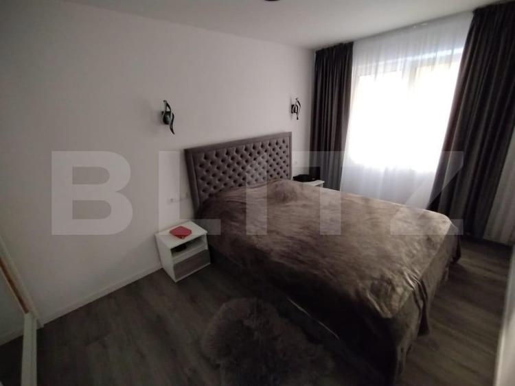 Apartament cu 3 camere decomandat, mobilat în Năsăud